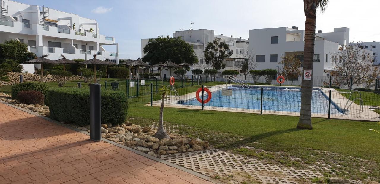 Puerta Del Sol Apartment Конил-де-ла-Фронтера Екстериор снимка