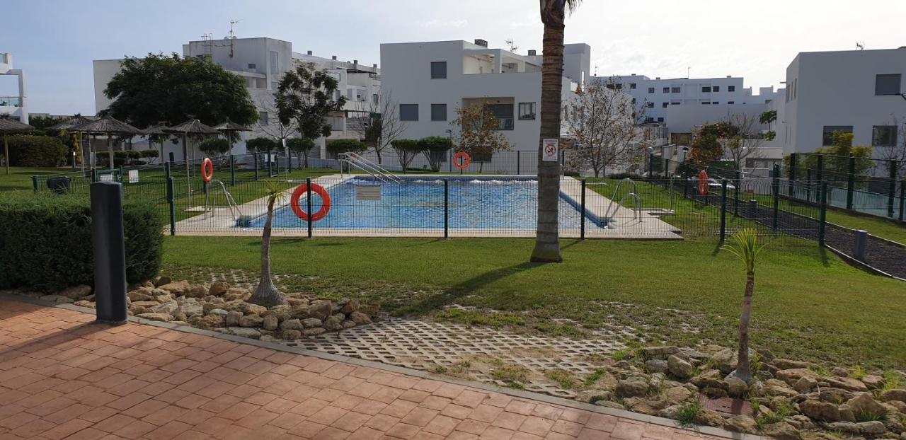 Puerta Del Sol Apartment Конил-де-ла-Фронтера Екстериор снимка
